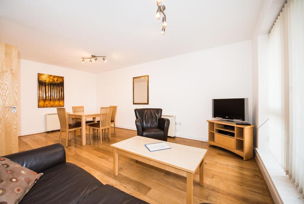 Parnell Corner Apartments Дублин Экстерьер фото