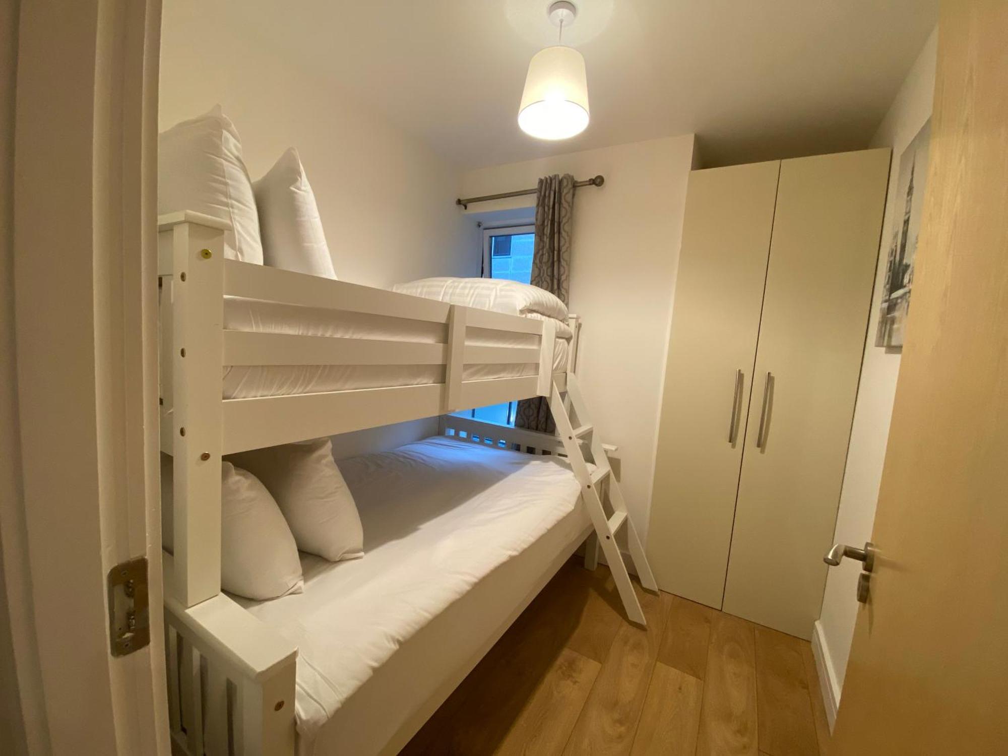 Parnell Corner Apartments Дублин Экстерьер фото